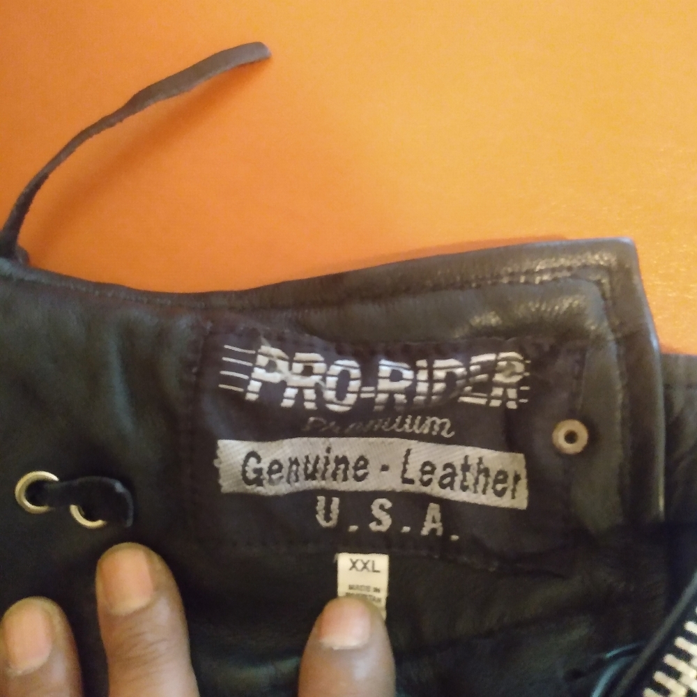 LEATHER CHAPS - Picture 5 of 5